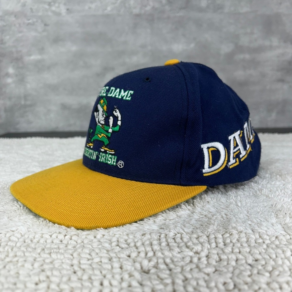 Vintage Sports Specialties Notre Dame Snapback Hat OSFA Fighting Irish Side Wave